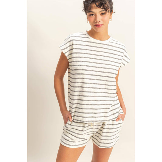 Striped Sleeve Black/Cream Top