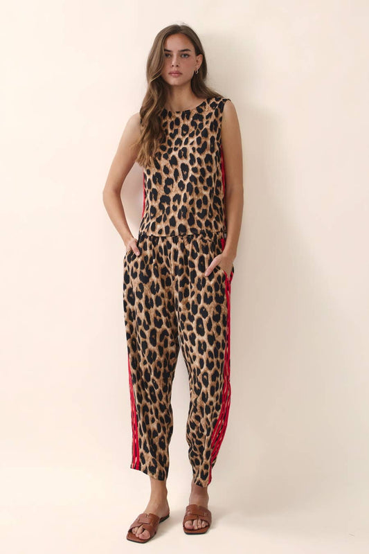 Leopard Printed Sleeveless Top And Barrel Pants Set