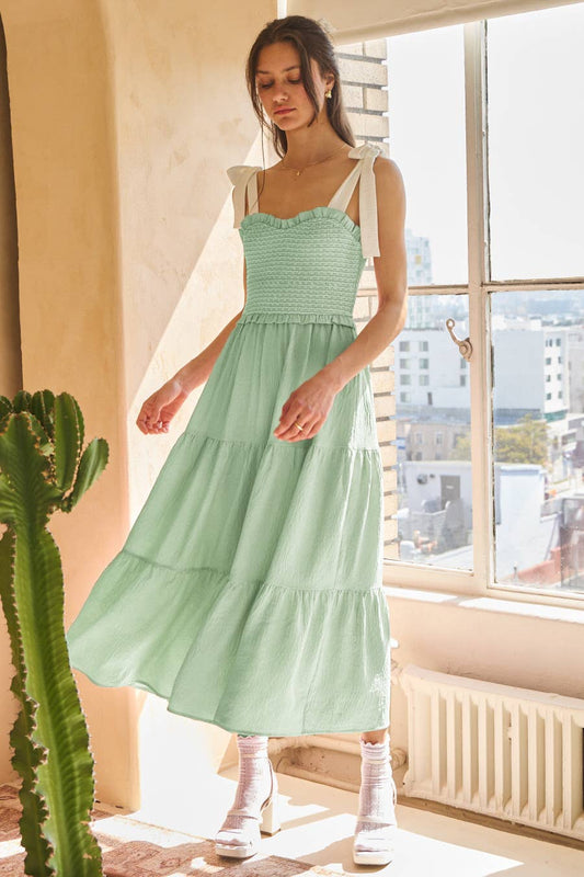 Solid Airflow Sleeveless Tiered Midi Dress