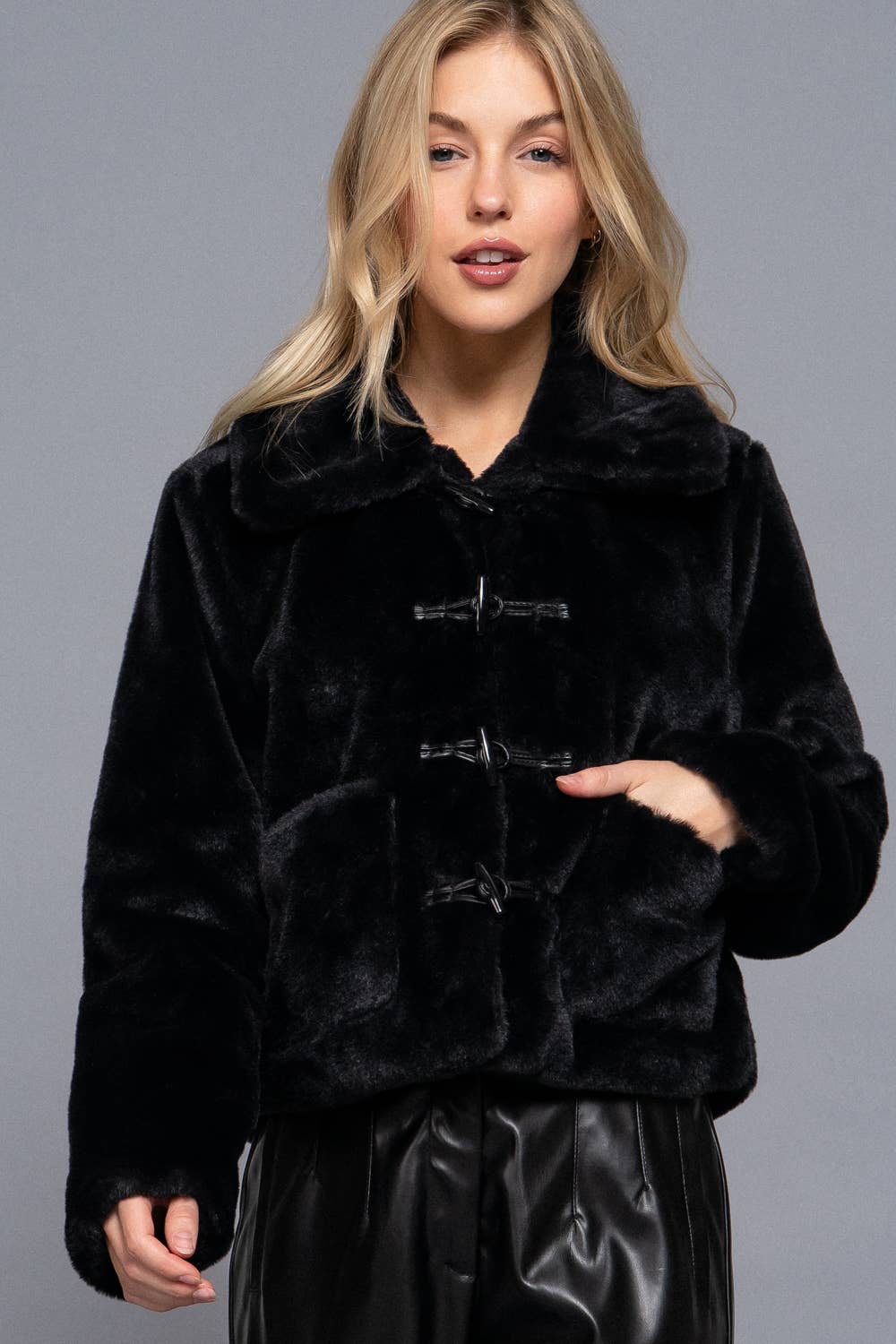 Long Sleeve Collar with Toggle Button Fur Duffle Jacket