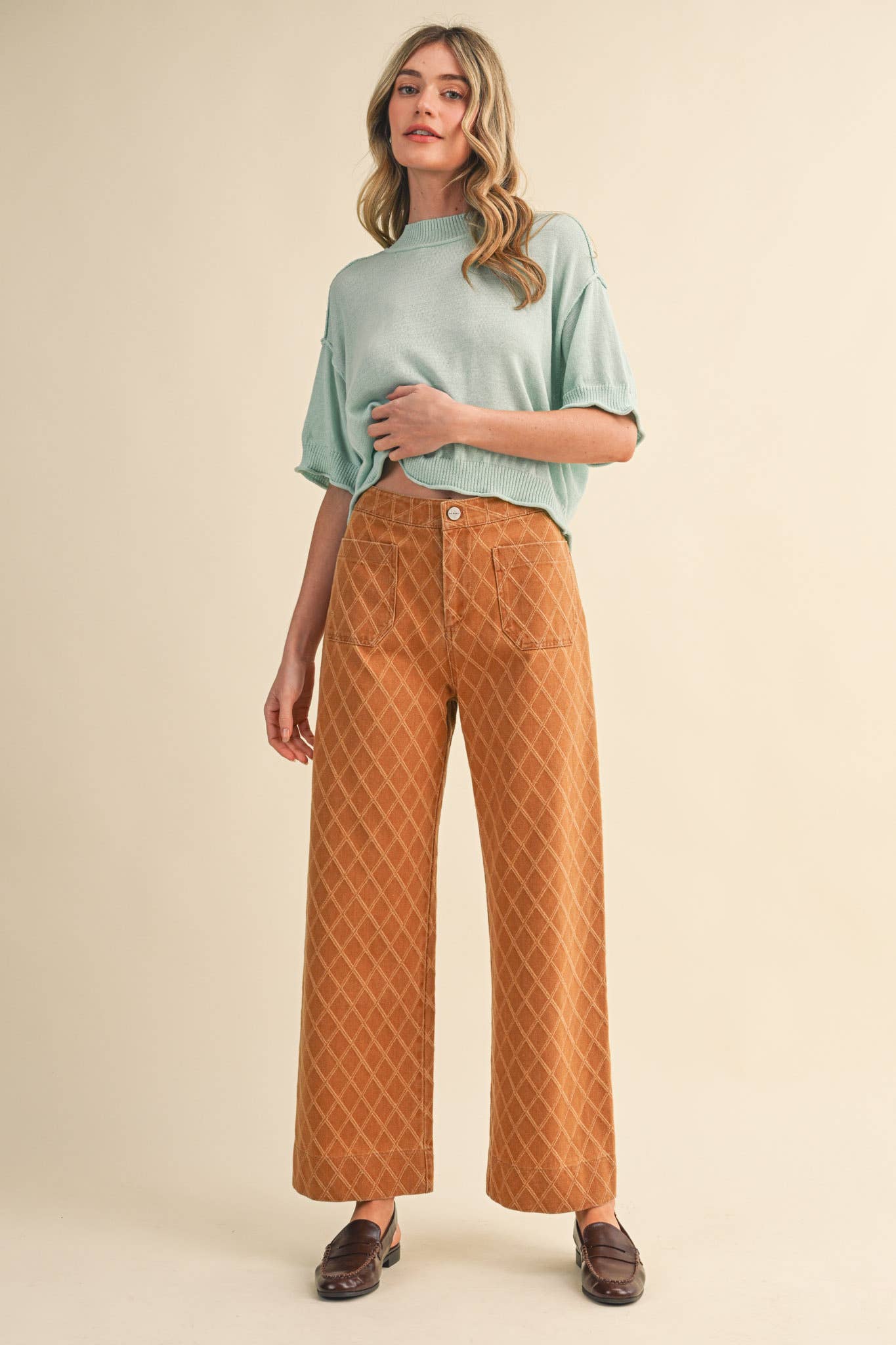 HIGH WAIST DIAMOND QUILTED TEXTURE WIDE LEG PANTS