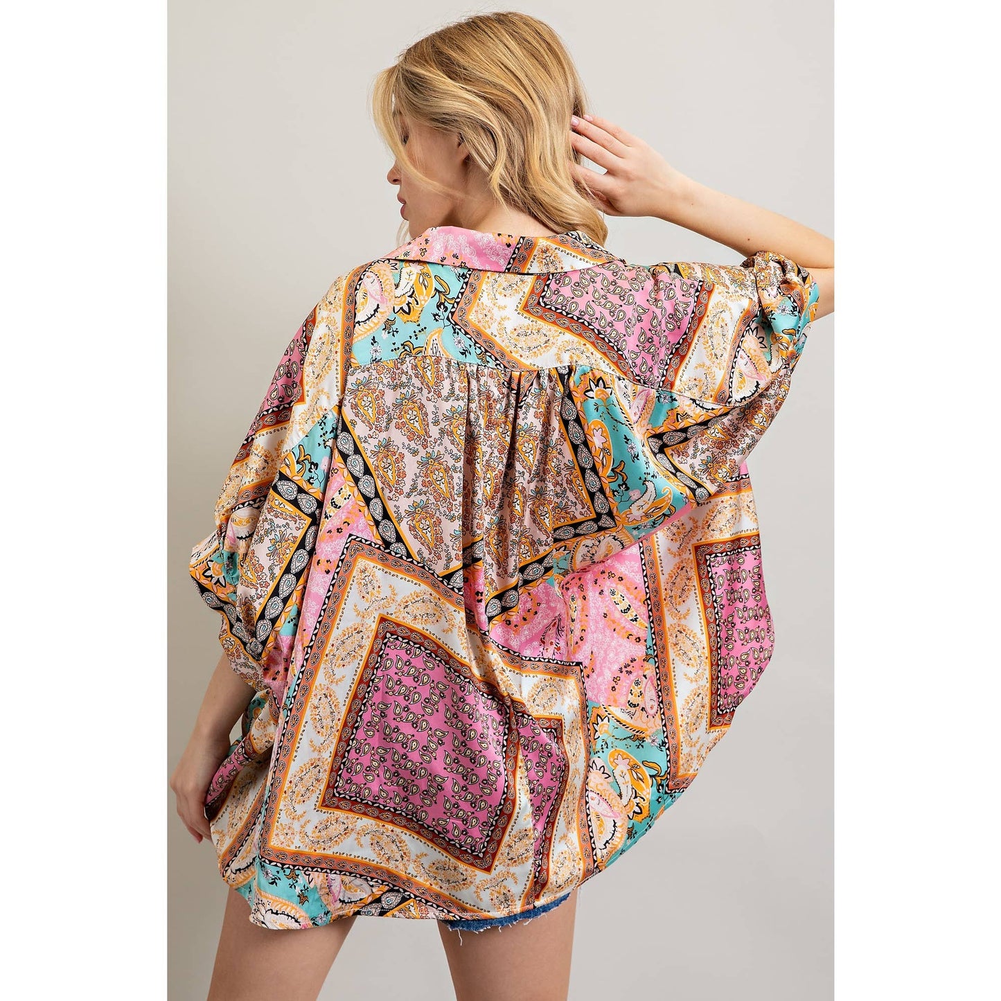 LIGHT SATIN PRINT BUTTON DOWN SHIRT