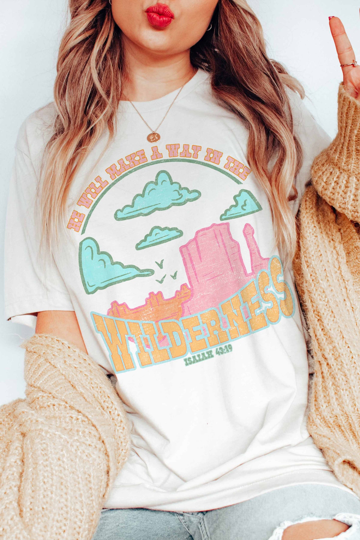 WILDERNESS GRAPHIC TEE