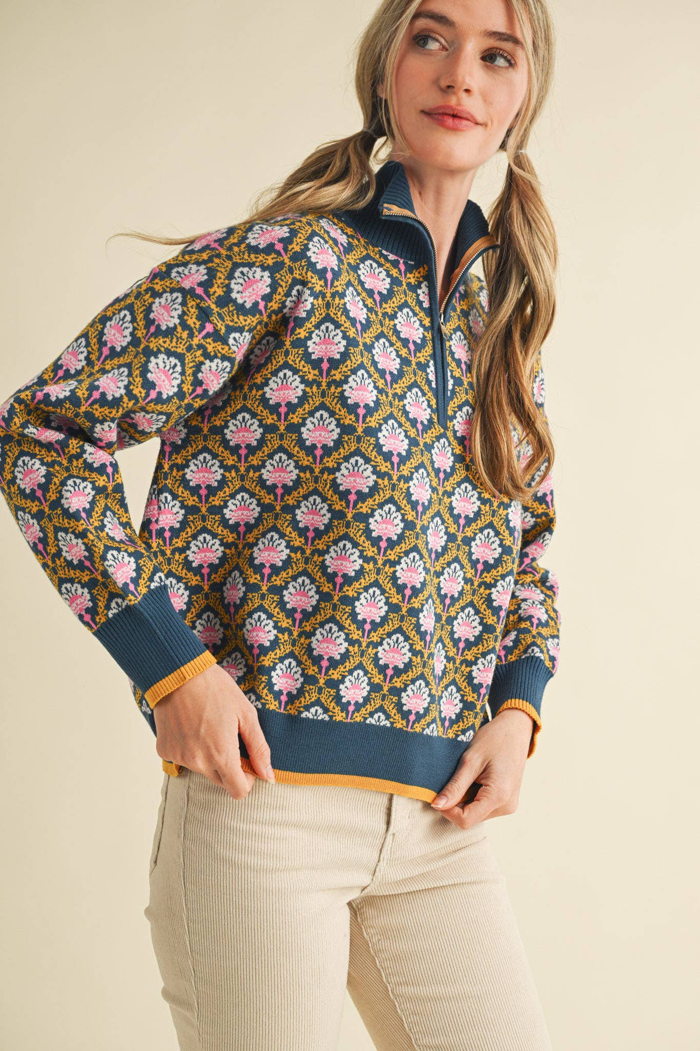 FLORAL MOCK NECK HALF ZIP PULLOVER