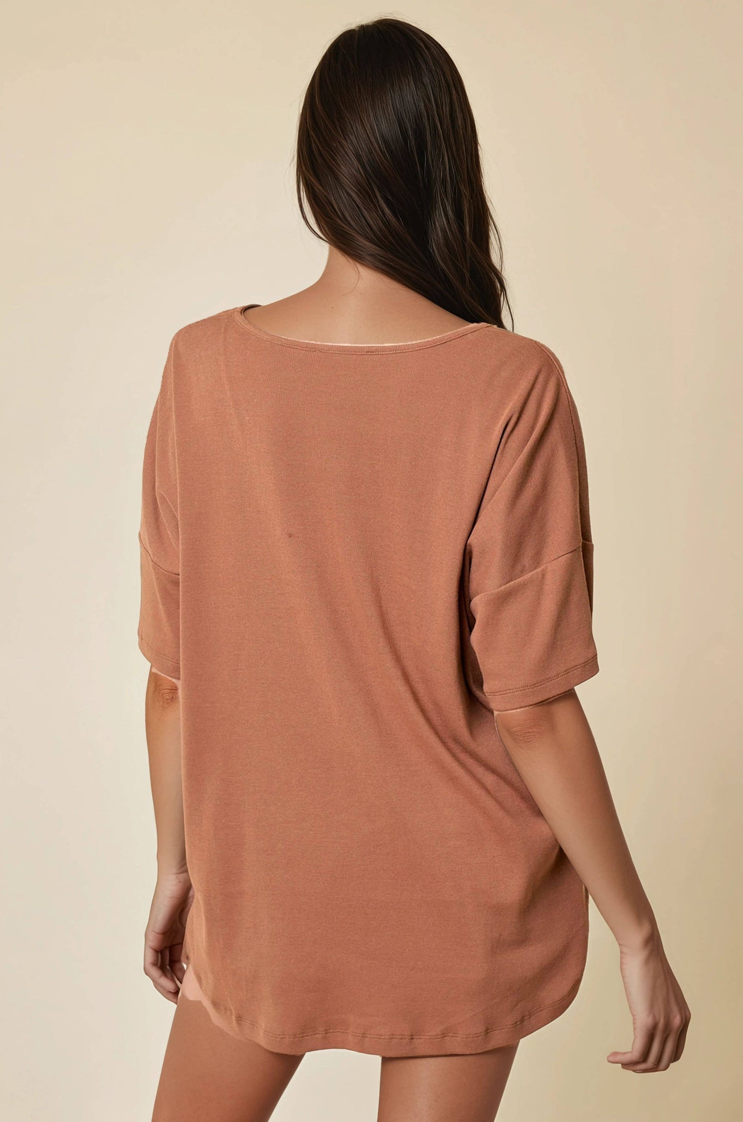 OVERSIZED V-NECK KNIT TOP Caramel