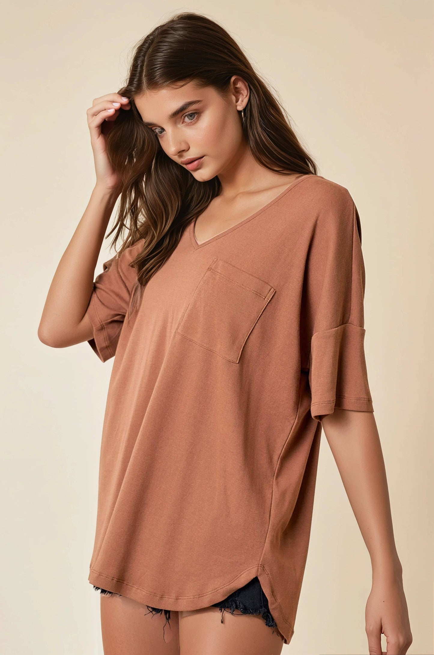 OVERSIZED V-NECK KNIT TOP Caramel