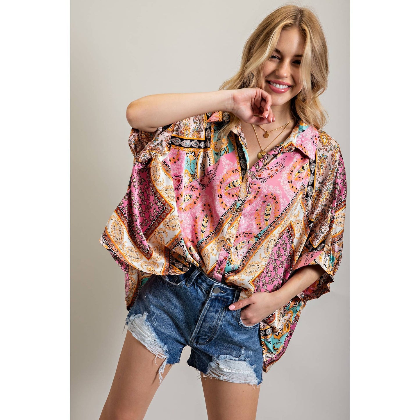 LIGHT SATIN PRINT BUTTON DOWN SHIRT