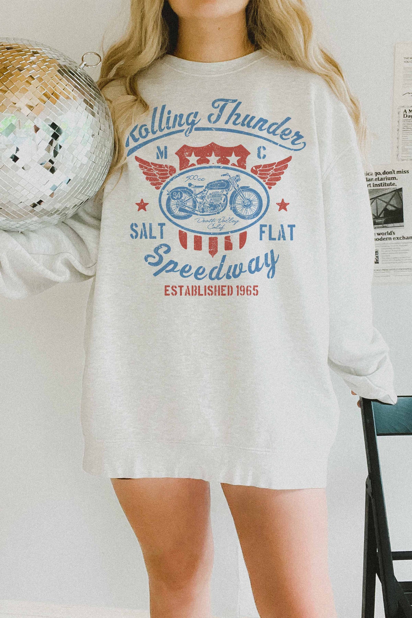 ROLLING THUNDER OVERSIZED GRAPHIC SWEATSHIRTS