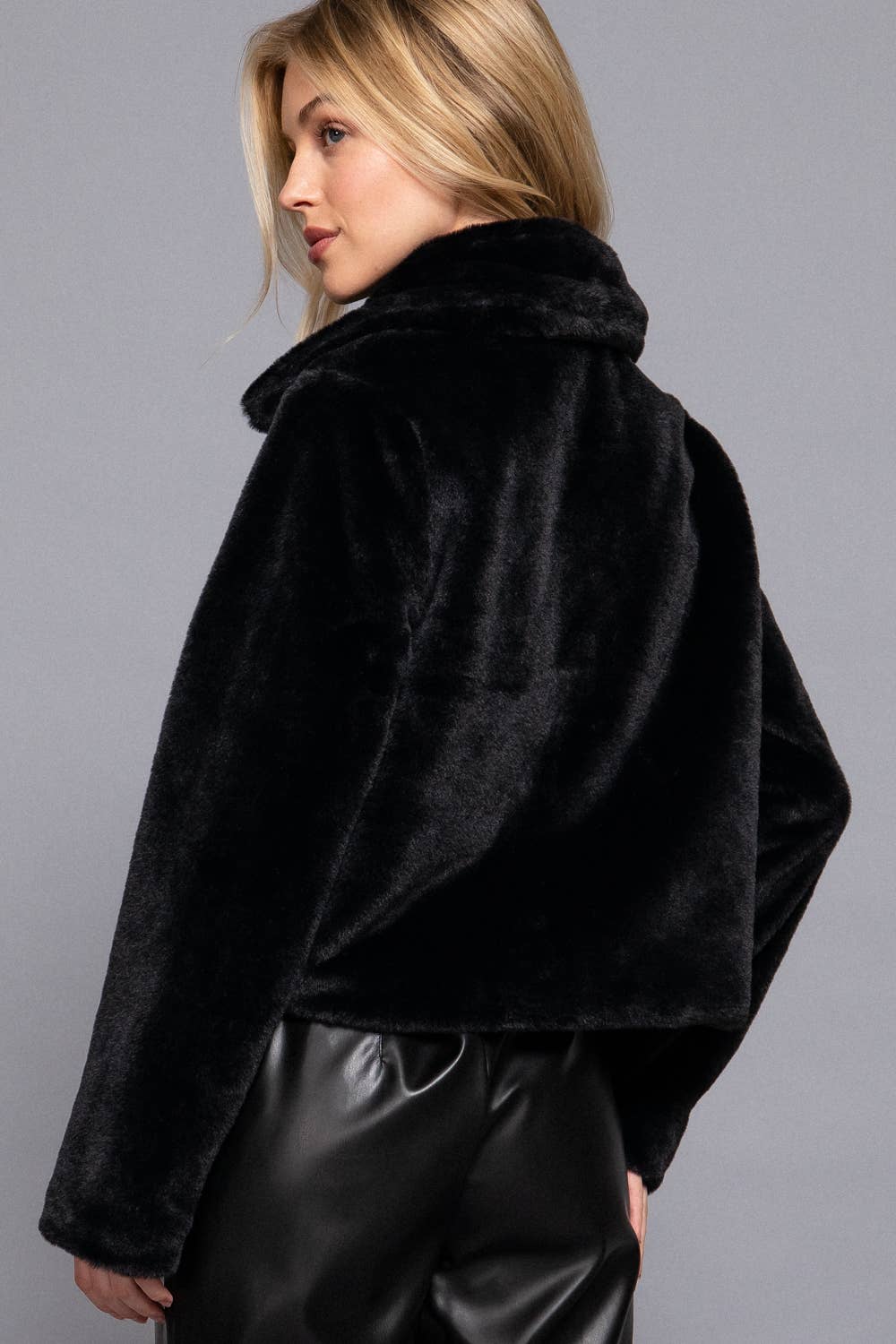 Long Sleeve Collar with Toggle Button Fur Duffle Jacket
