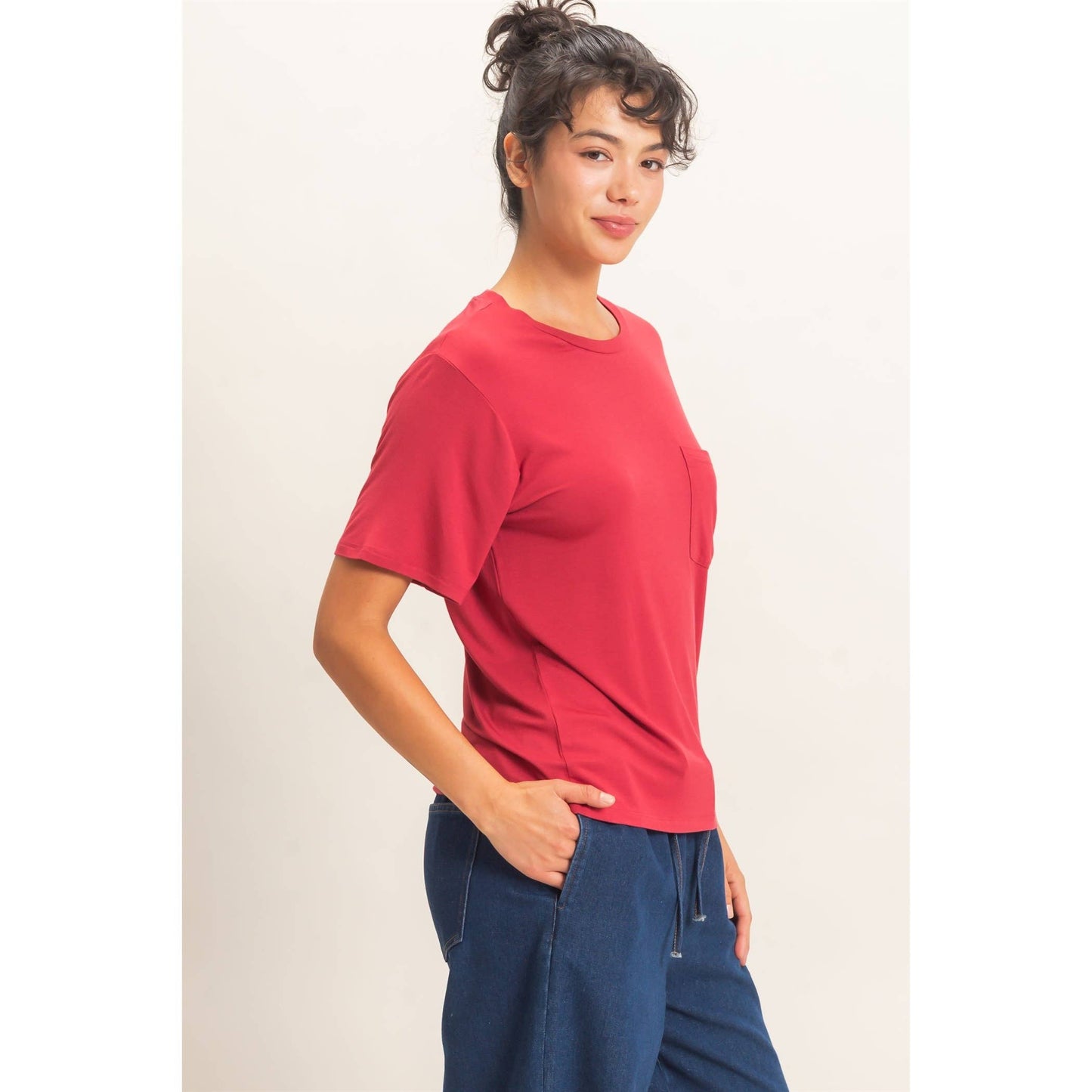 Crew Neck Pocket Tee