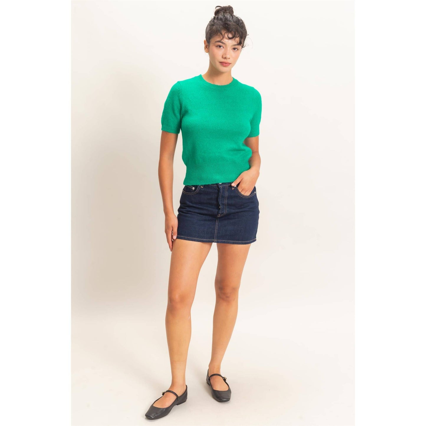 Crew Neck Short Sleeve Knit Top