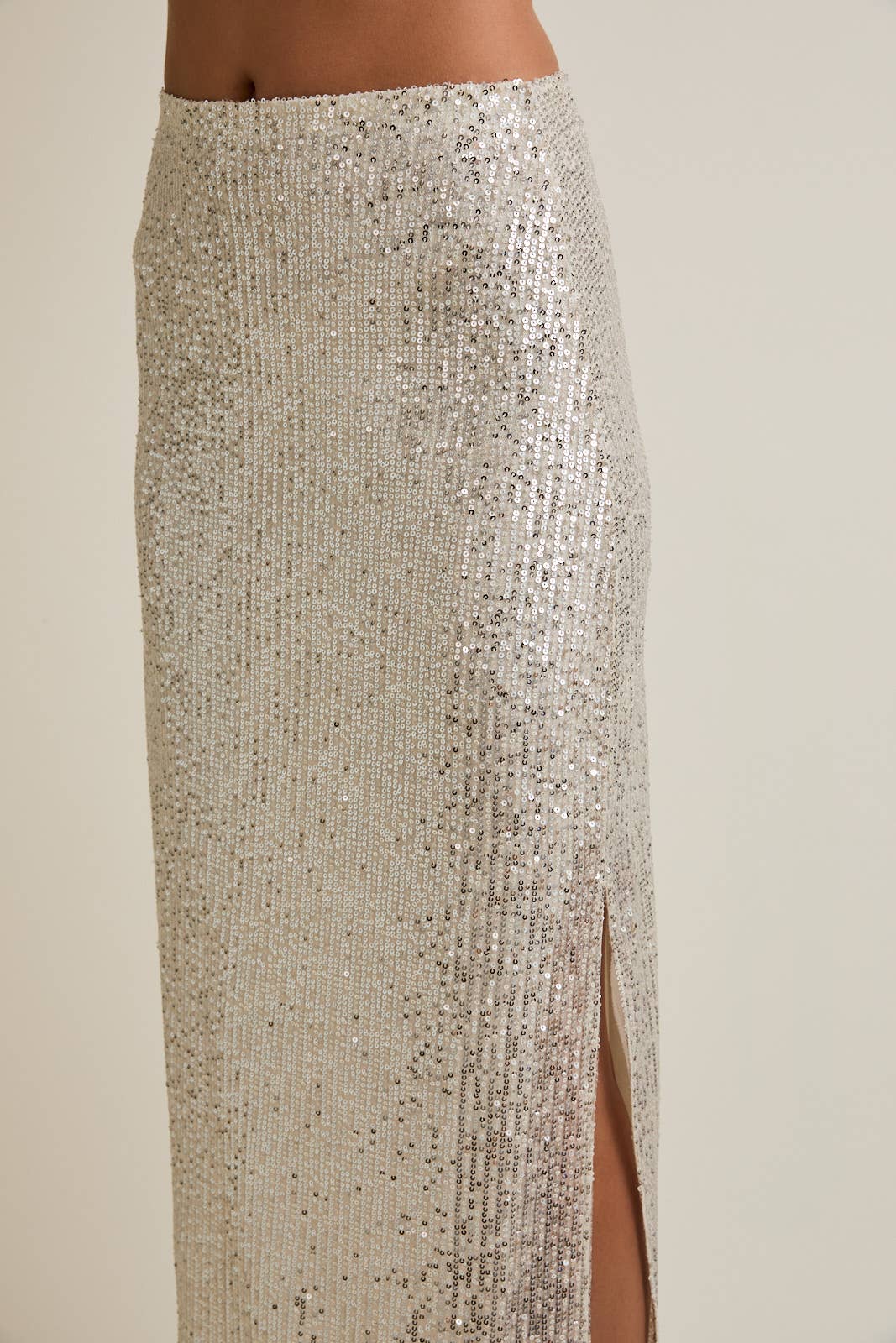 SEQUINS MAXI SKIRT