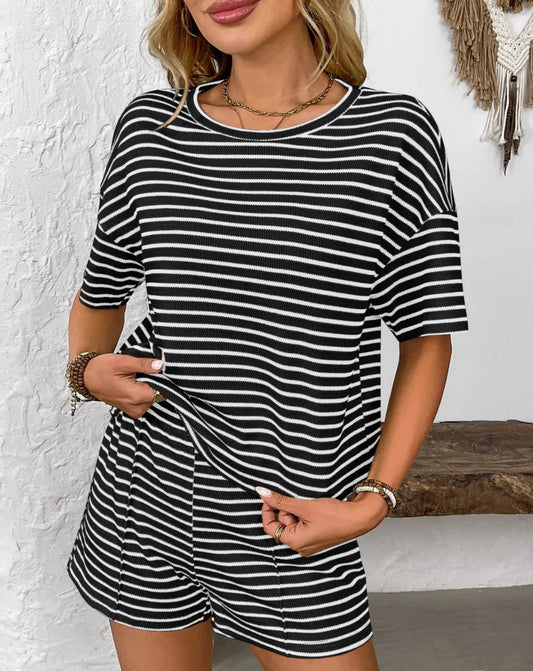 Black/White Stripe Set