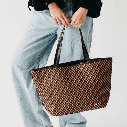 Woven Tiffany Organizer Tote Coffee