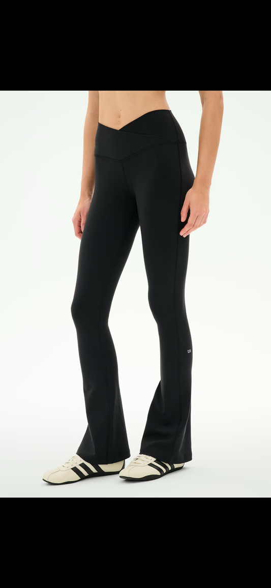 Splits 59 Crossover Flare 32 inch Leggings