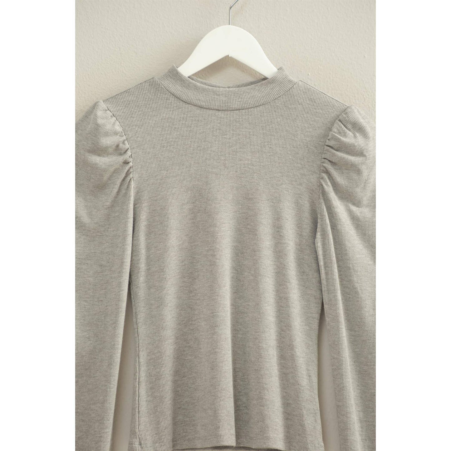 Elegant Puff-Sleeve Fitted Top With Keyhole Back Grey