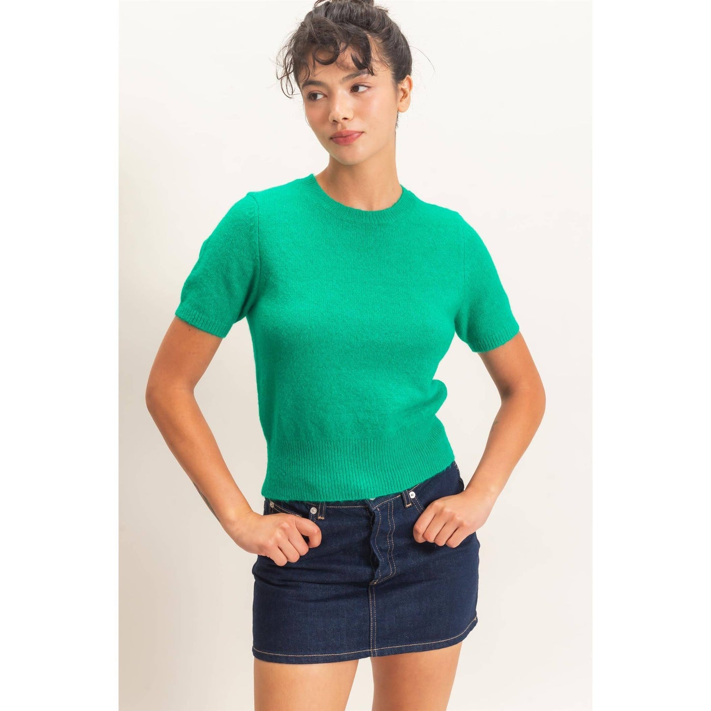 Crew Neck Short Sleeve Knit Top