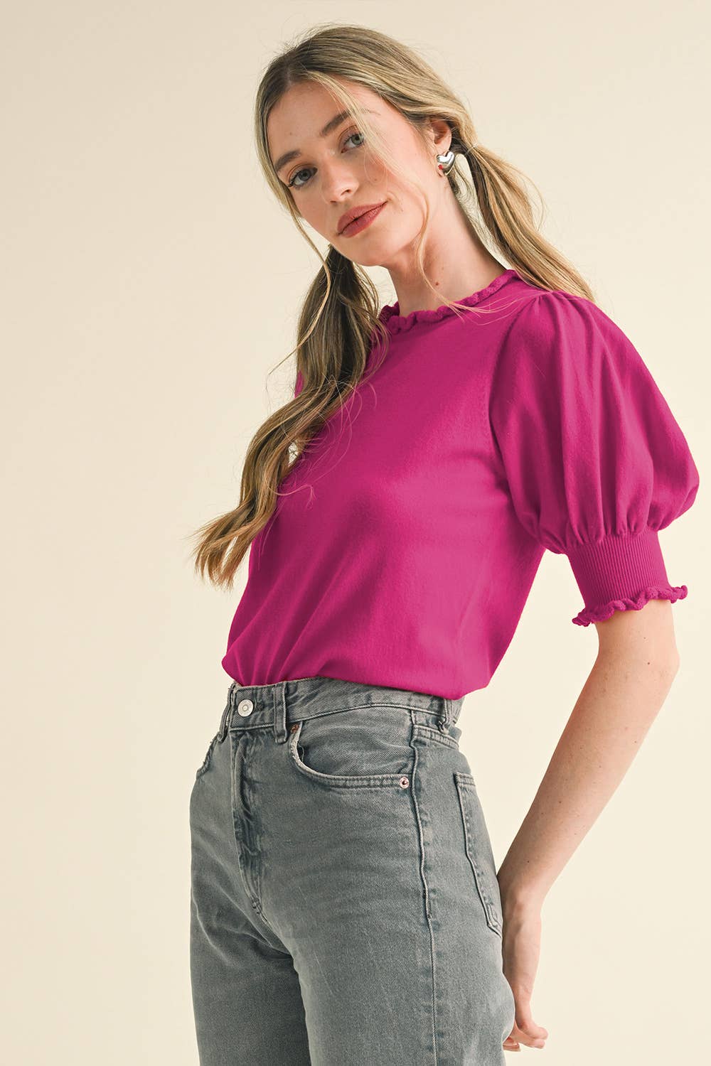RUFFLE TRIM PUFF SLEEVE SWEATER MAGENTA