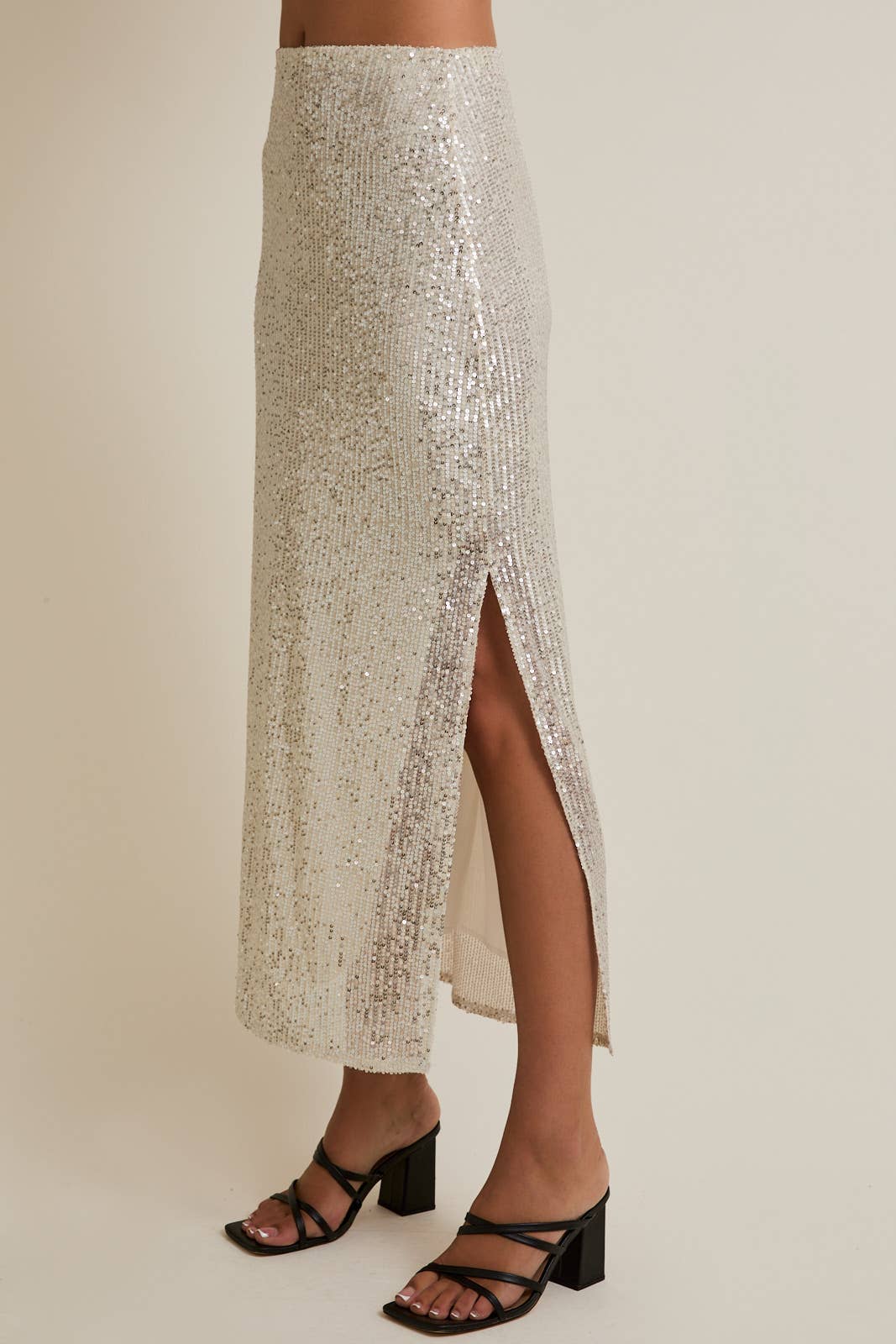 SEQUINS MAXI SKIRT