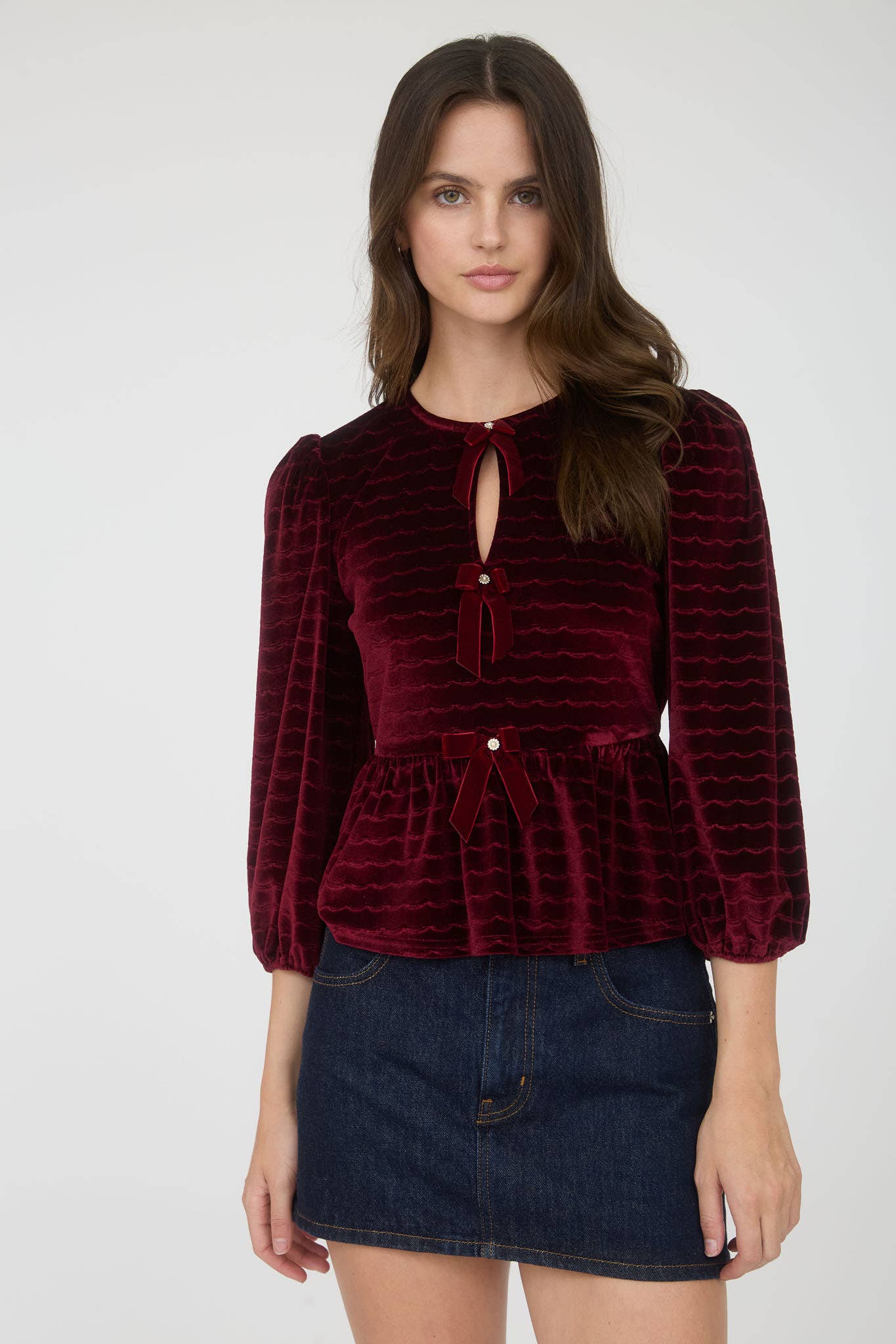 SCALLOP VELVET BOW DETAIL 3/4 SLEEVE KNIT TOP